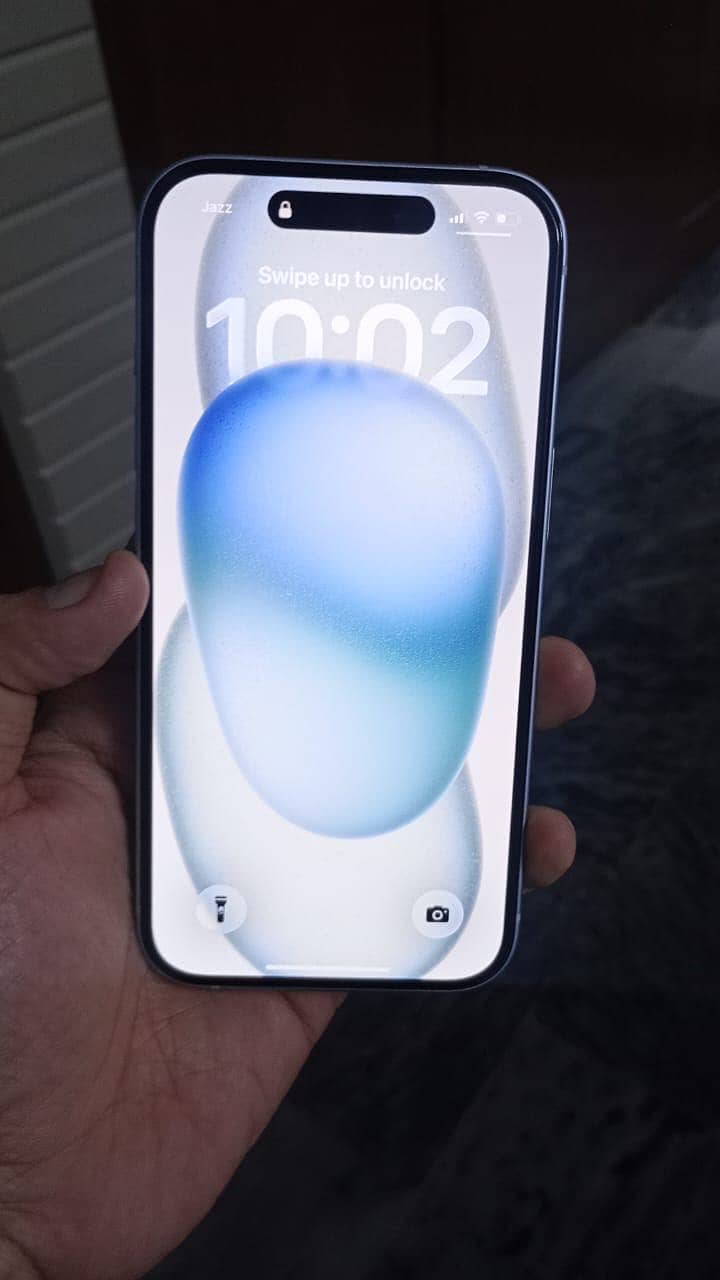 Apple iPhone 15 6