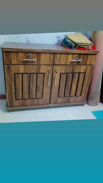 sideboard & Dining Table
