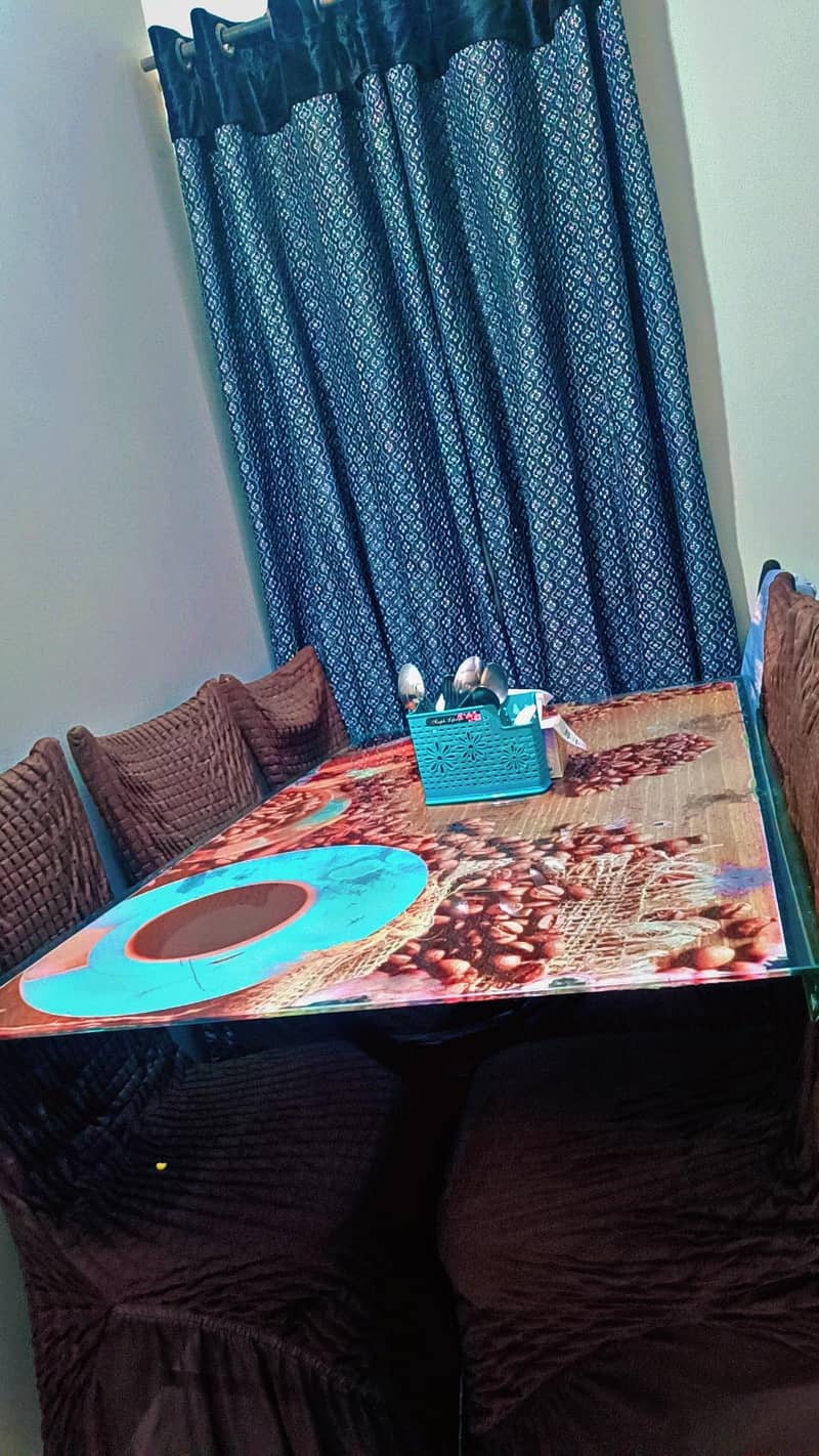sideboard & Dining Table 1