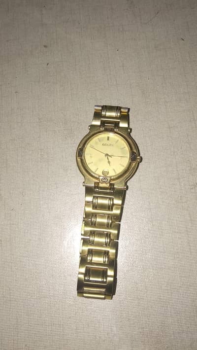 Original GUCCI women's wrist watch for sale