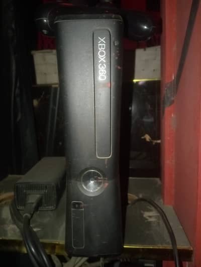 Xbox 360 For Sale – Excellent Condition 