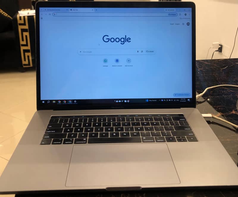 Macbook Pro15,1 2