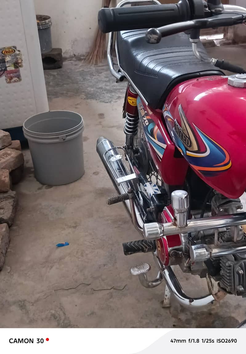 Unique Motor Cycle 5