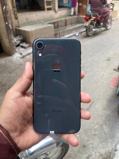 Apple iPhone XR