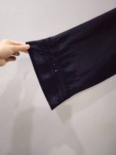 Dubai abaya