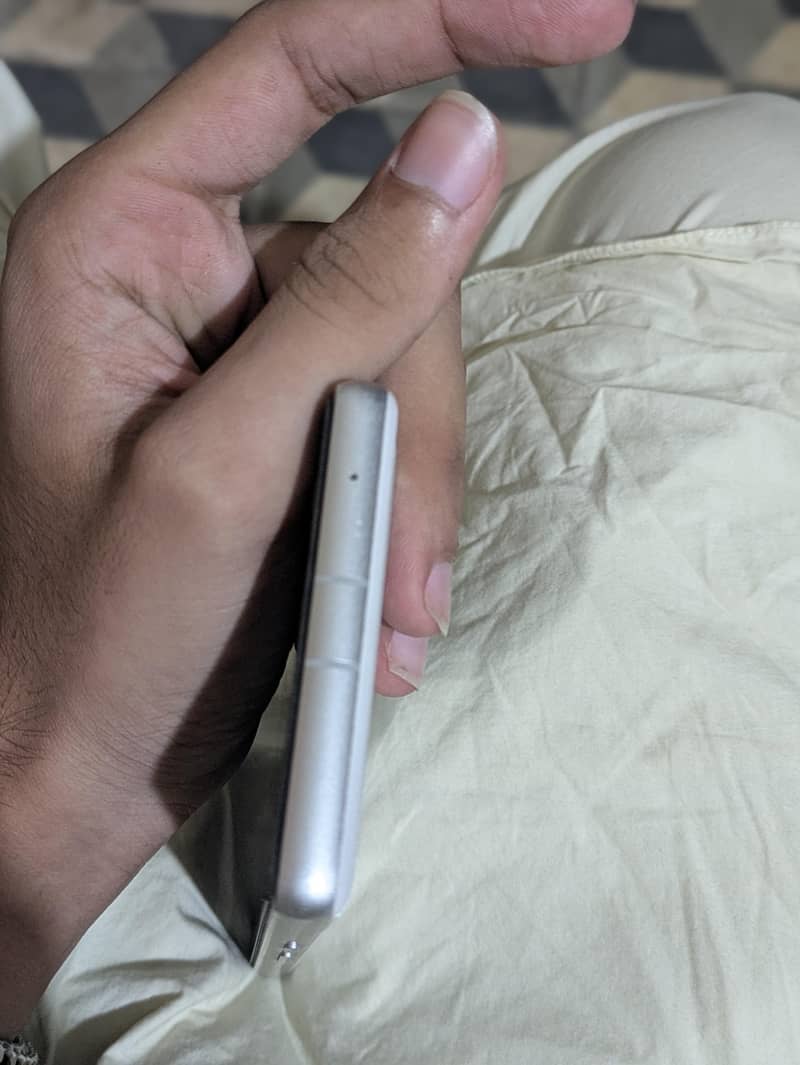 Google Pixel 7a 1