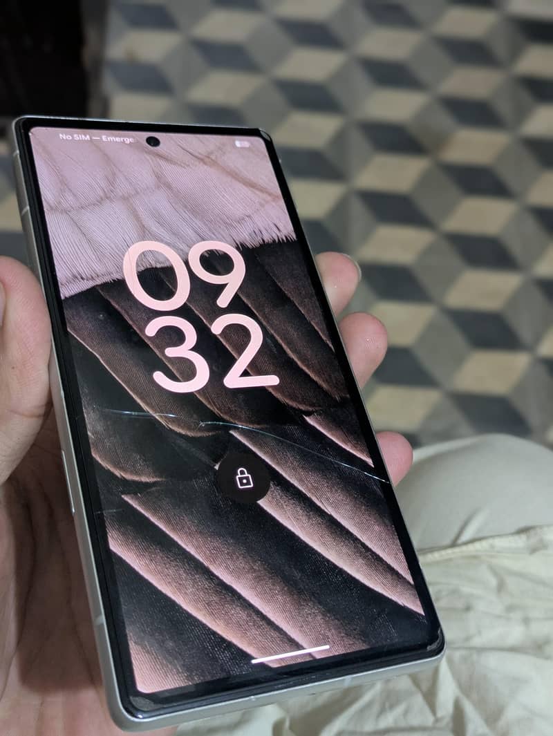 Google Pixel 7a 5