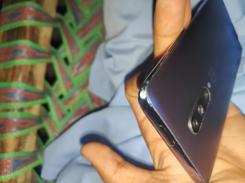 One Plus 7 Pro 1