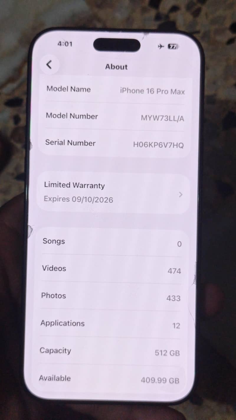 Apple iPhone 16 Pro Max 0