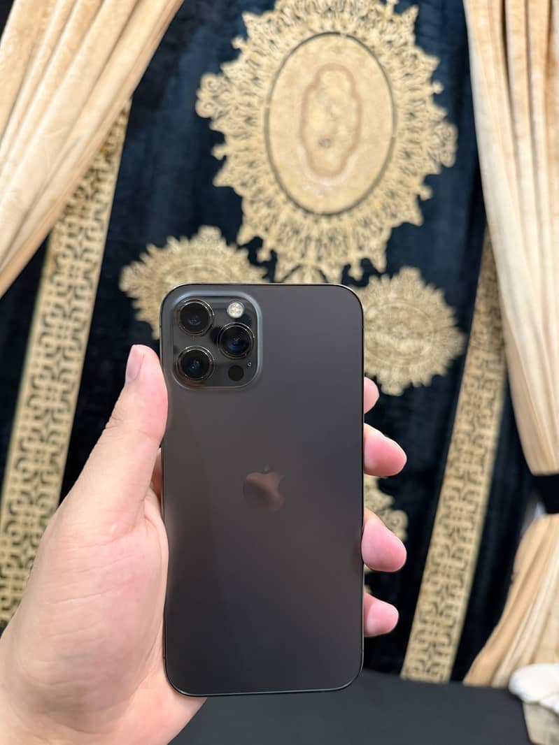 Apple iPhone 12 Pro Max 1