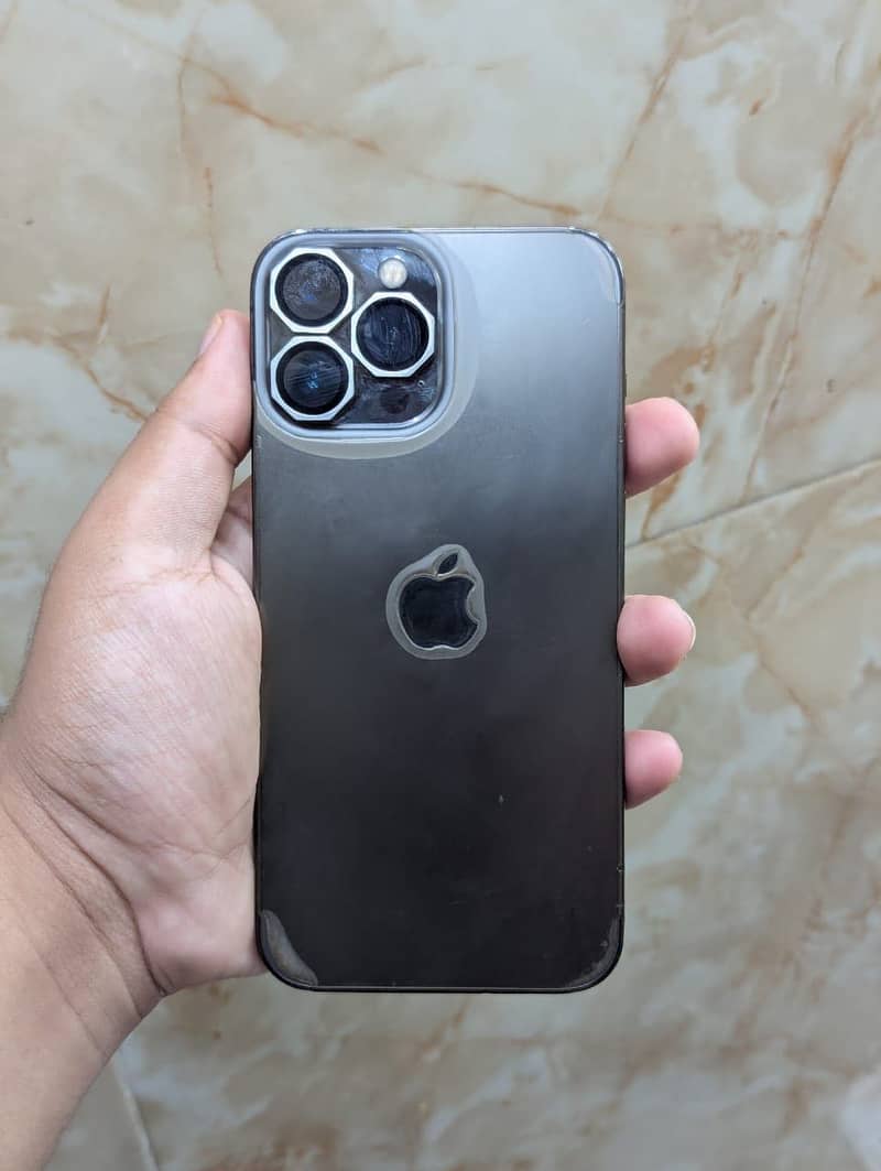 Apple iPhone 13 Pro Max 0