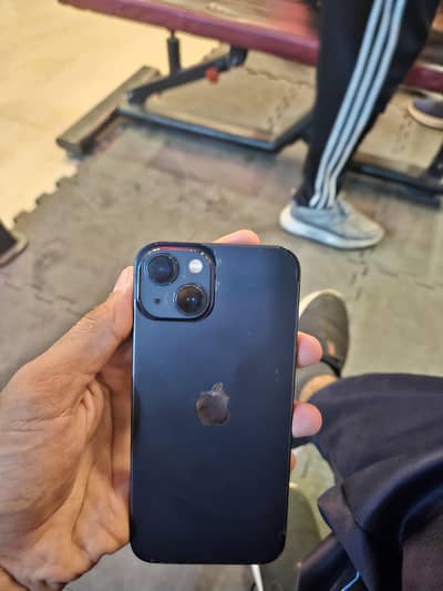 Apple iPhone 13