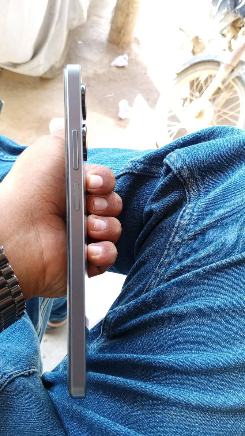 Realme Note 60x 6