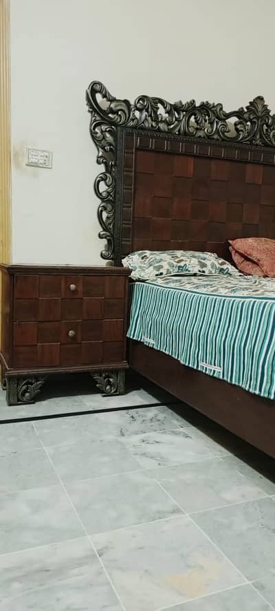 Beautiful bed with side tables urgently  for sale