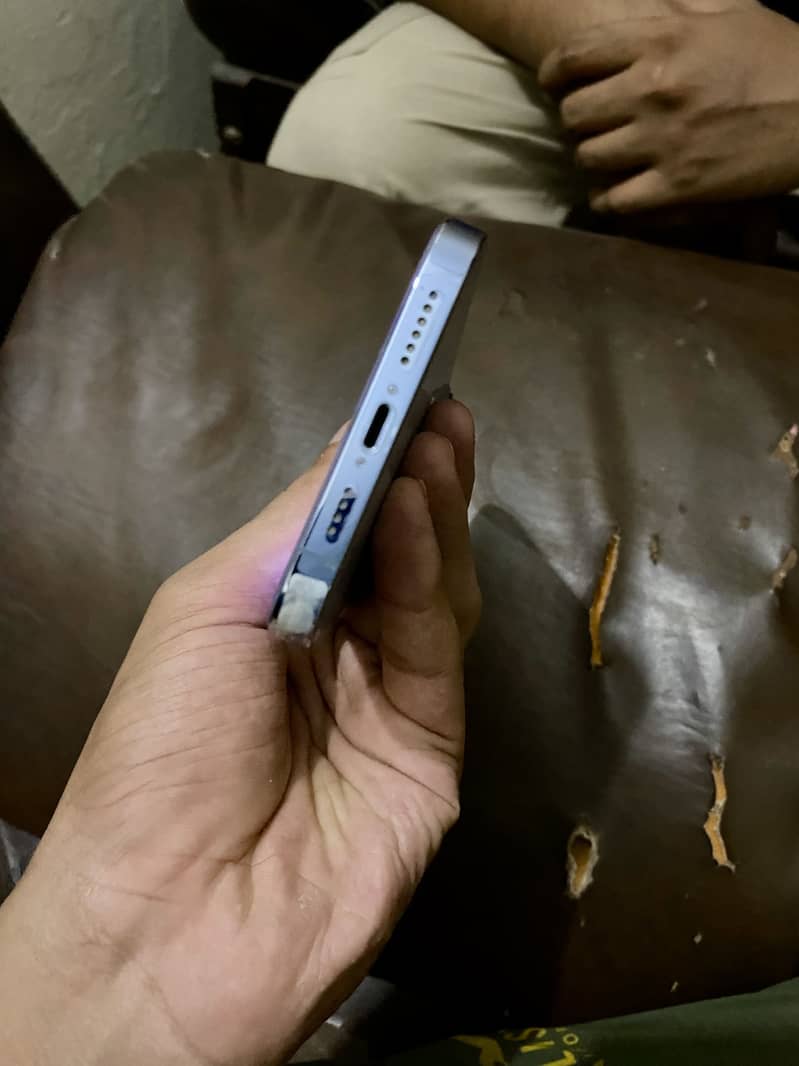Apple iPhone 13 Pro Max 3