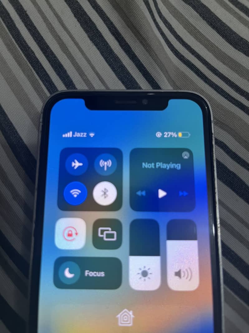 Apple iPhone X 5