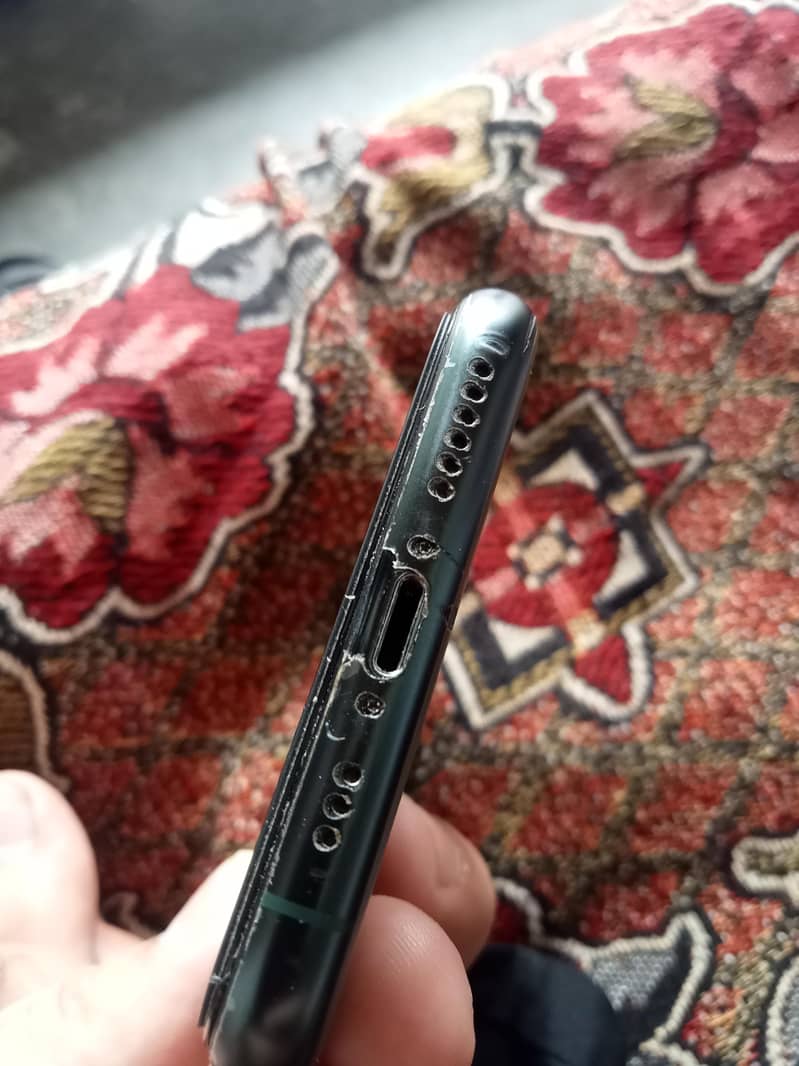 iPhone 11 pro 3