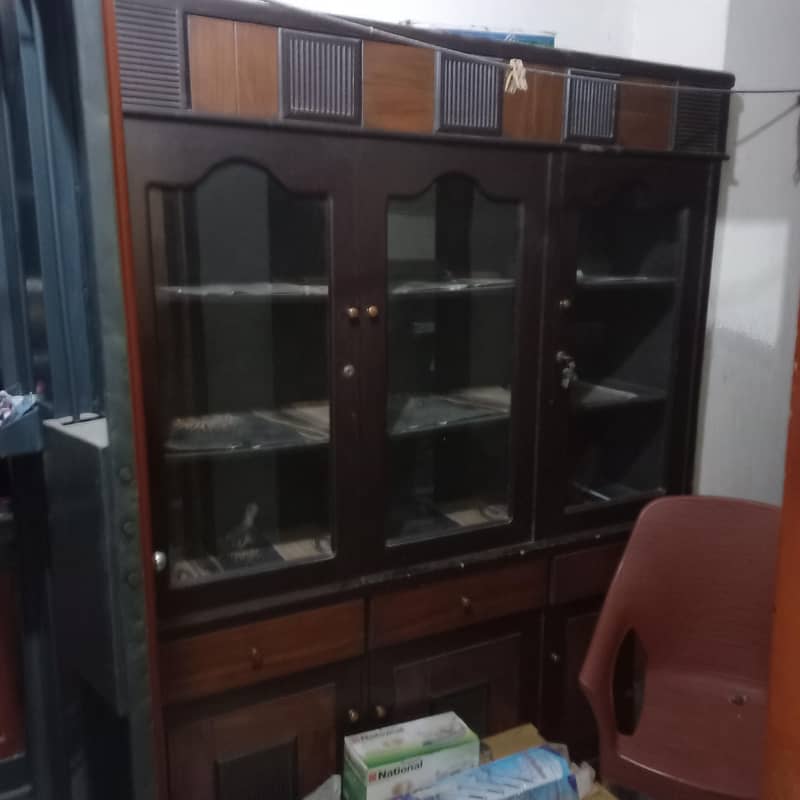 bed set with side table with showcase 2