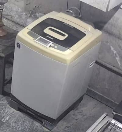 Samsung Automotic washing machine