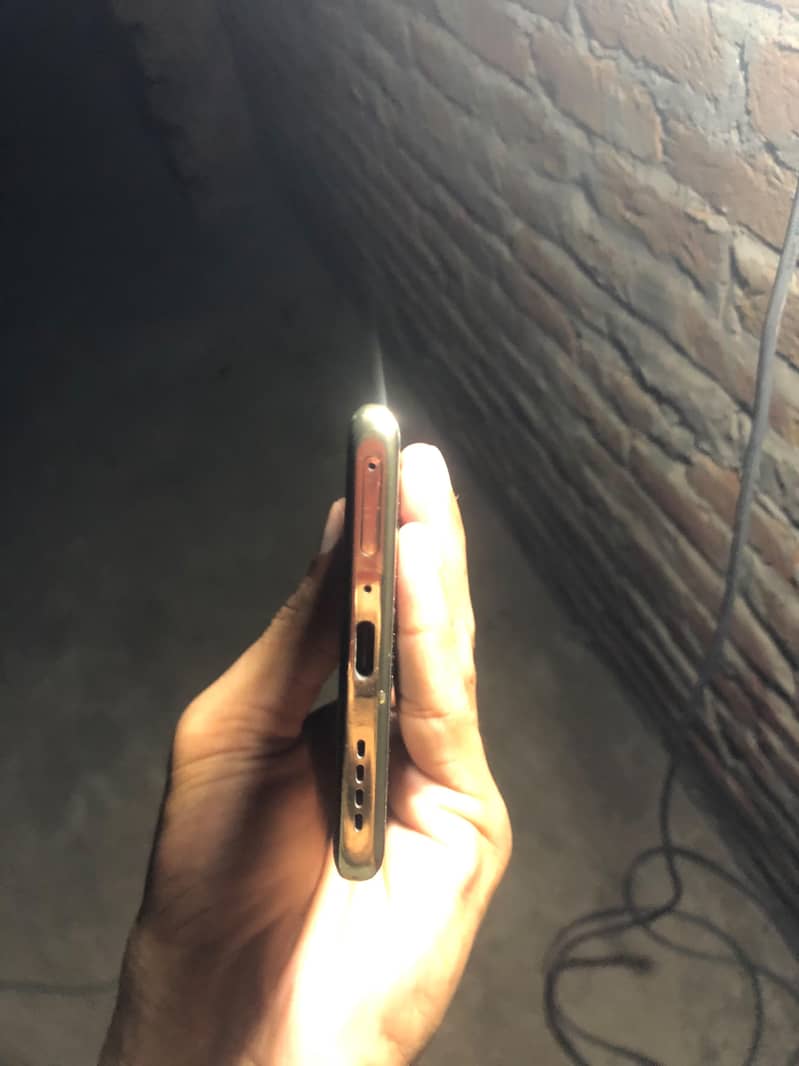 Infinix Note 40 Pro 7