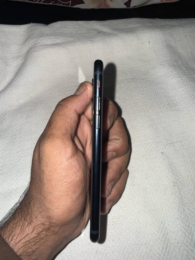 Apple iPhone SE 3