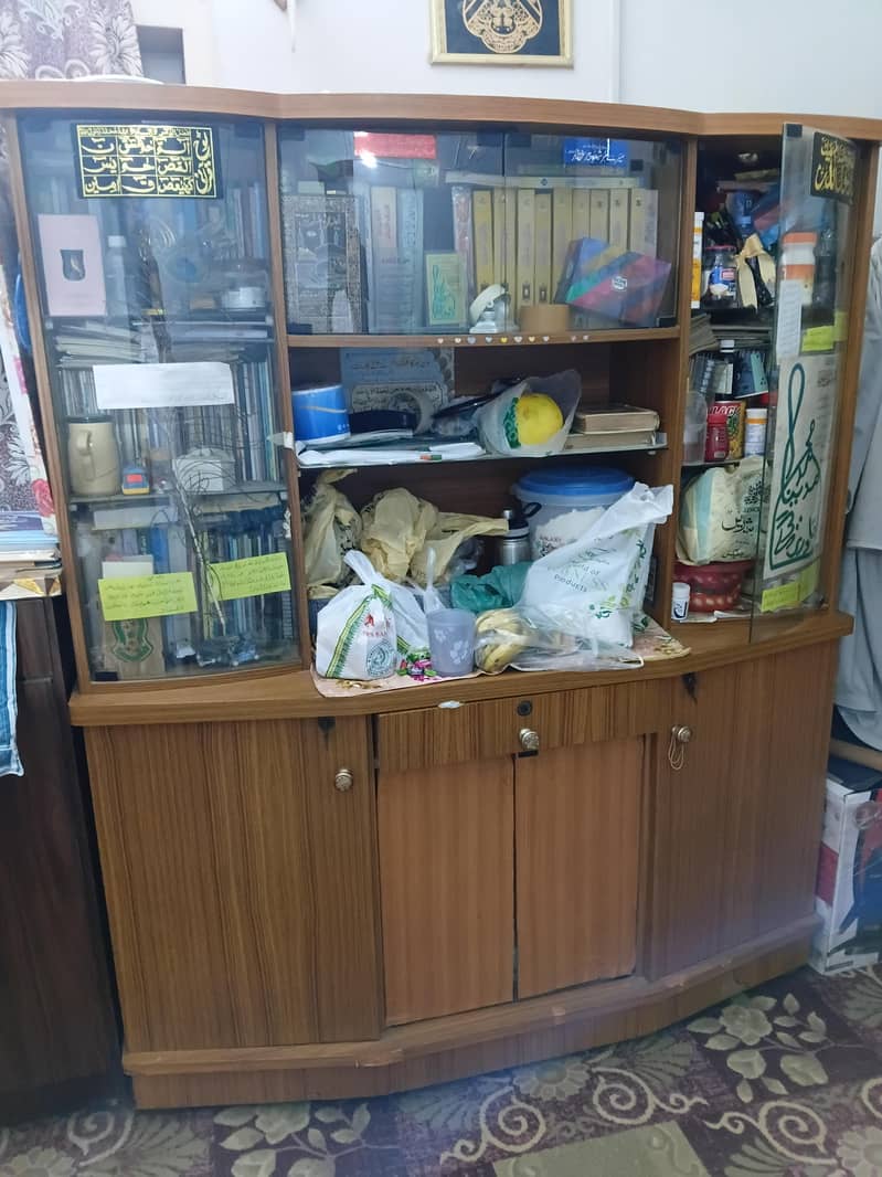 ڈیواٸیڈر، ٹی وی ٹیبل، استری اسٹینڈ 0