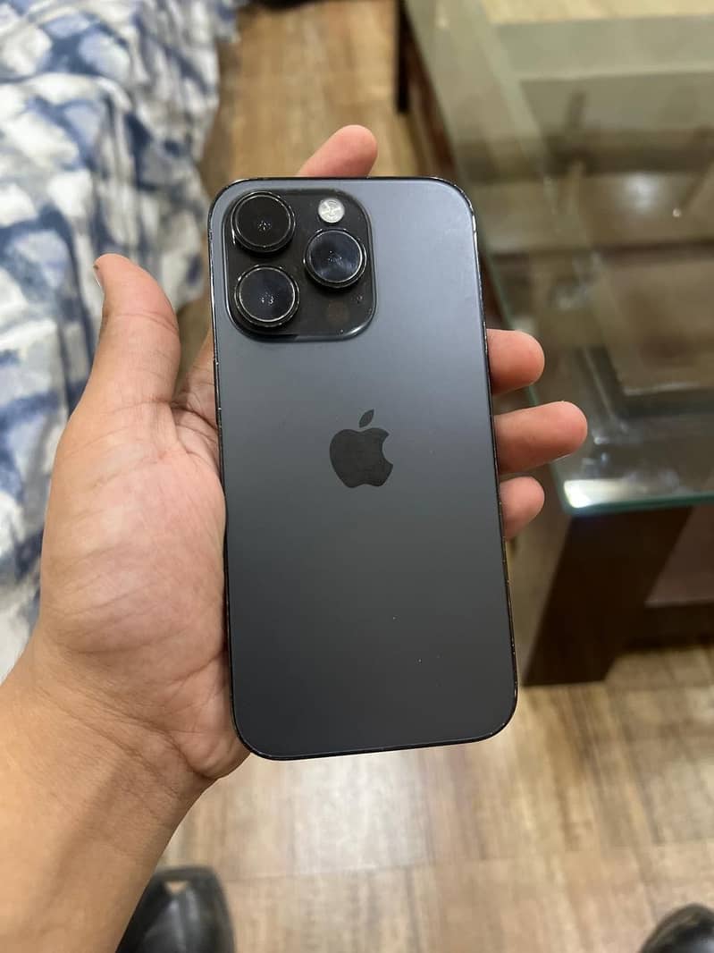 Apple iPhone 14 Pro 0