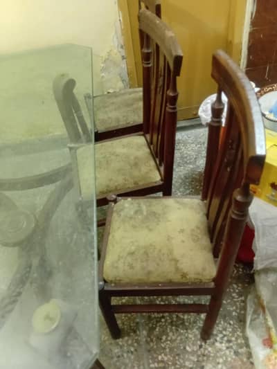 6 chairs with dinning table glass top
