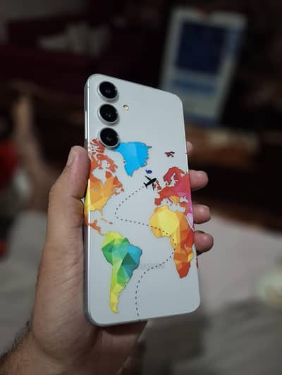 Samsung Mobile S24 fE