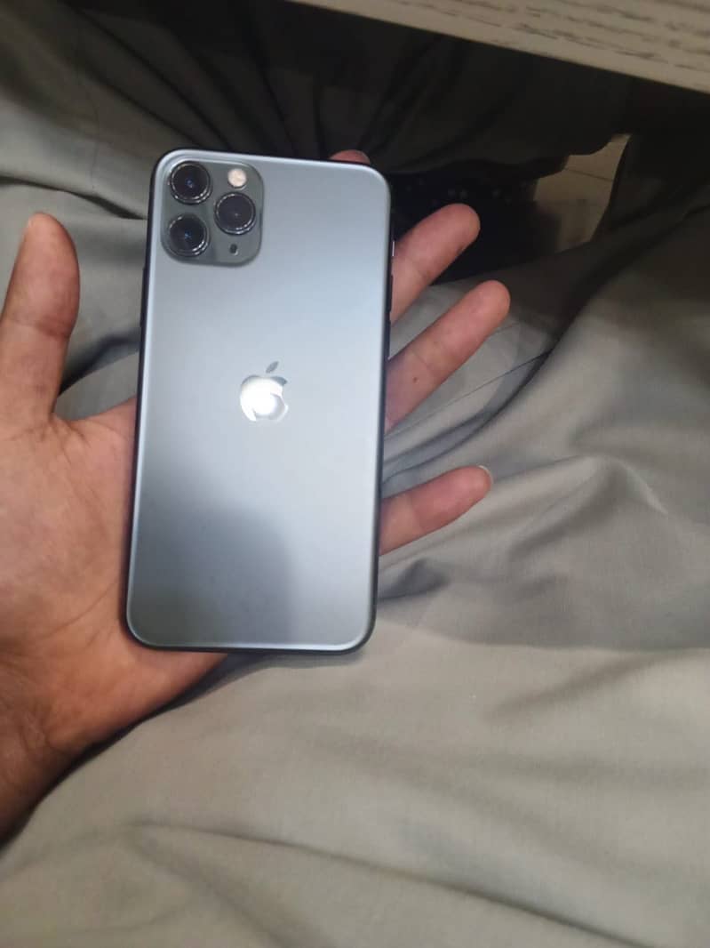 Apple iPhone 11 Pro 0