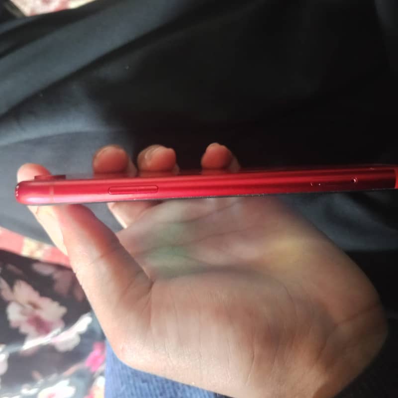 Apple iPhone XR 1