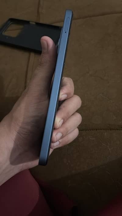 Realme C63 8/128 with box & 45w fast charger