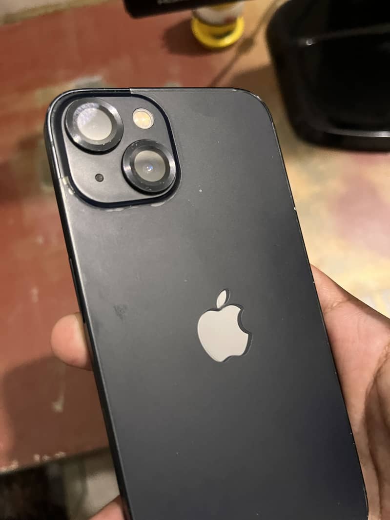 Apple iPhone 13 2