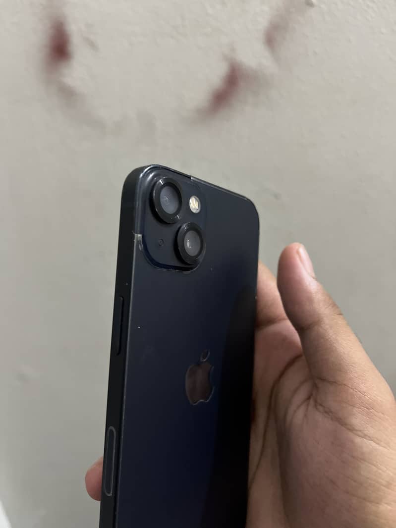 Apple iPhone 13 3