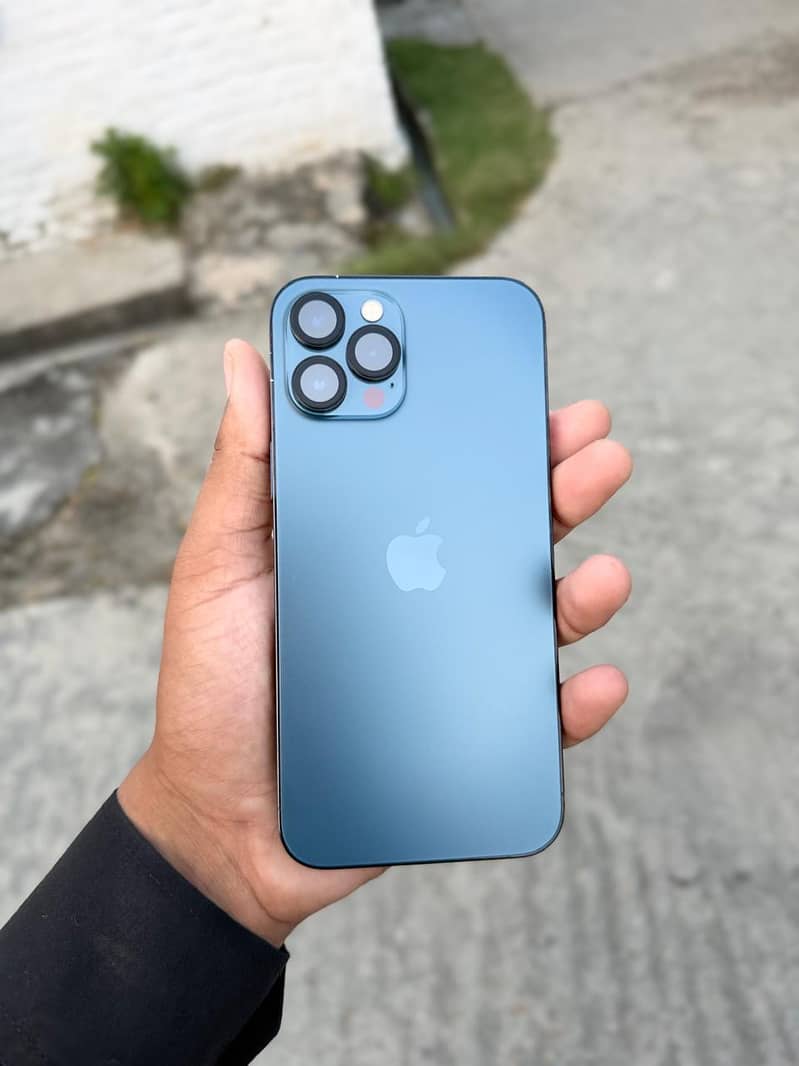 iPhone 12 Pro Max 0