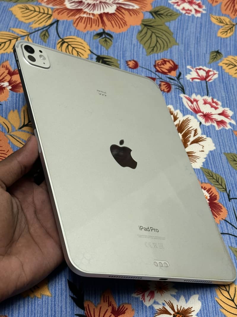 Ipad pro M4 5
