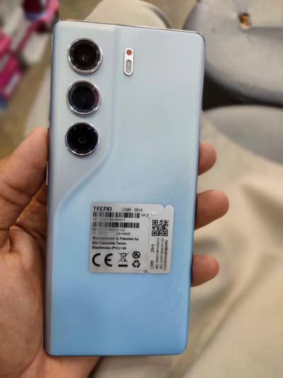 Tecno CAMON 40 Pro