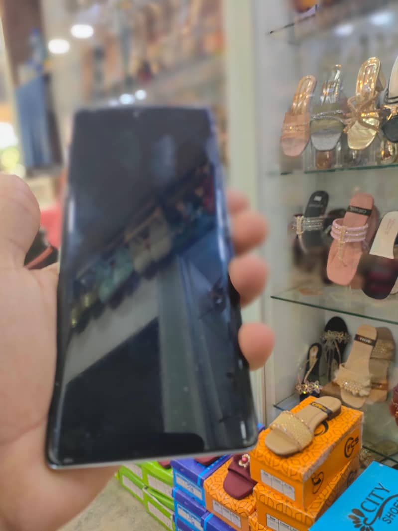 Tecno CAMON 40 Pro 5