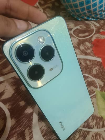 Infinix Hot 40