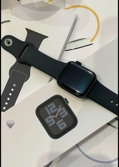 Apple watch h 9 series 41mm For Sale Urgently