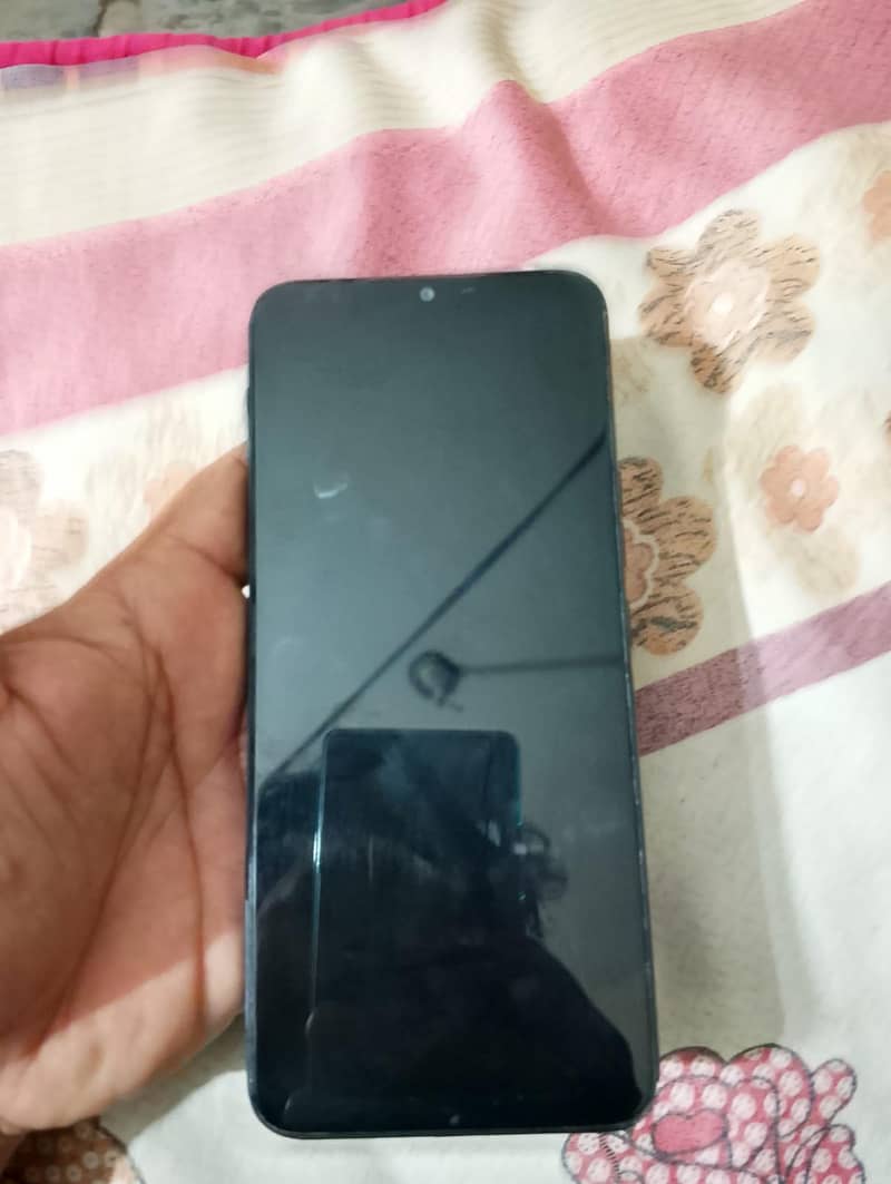Tecno Pova 6
