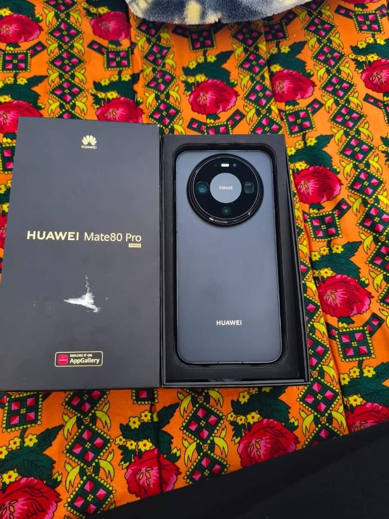 Huawei Mate 80 Pro 1