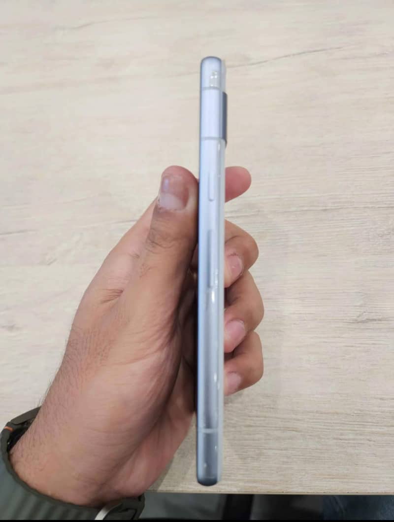 Google Pixel 7a 3