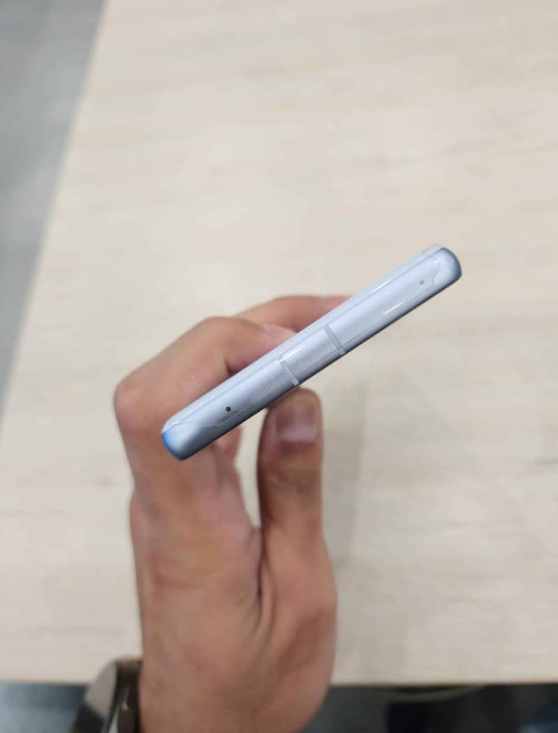 Google Pixel 7a 5