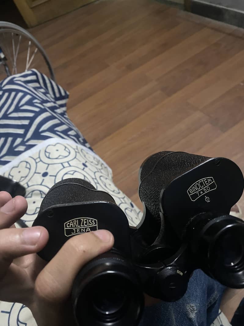 Binocular 3