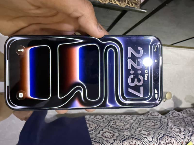 Apple iPhone 17 Pro Max 0