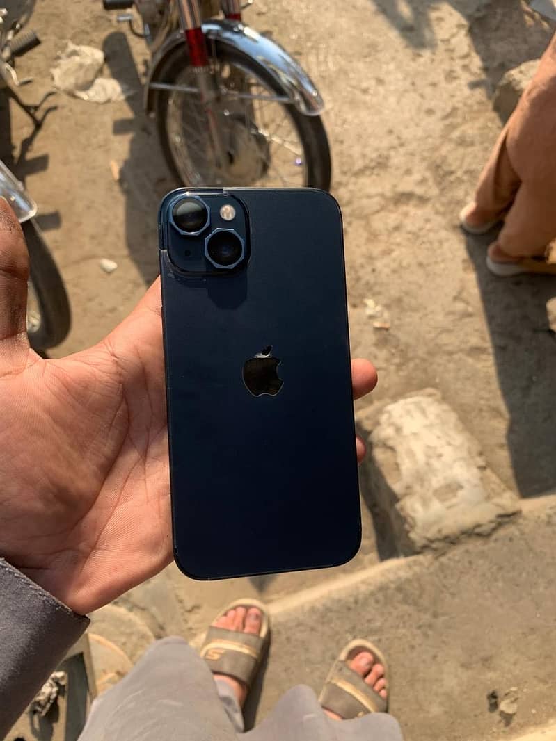 iPhone 13 2