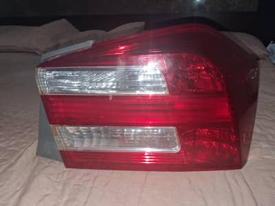 Honda City (2017 - 2018) back right light
