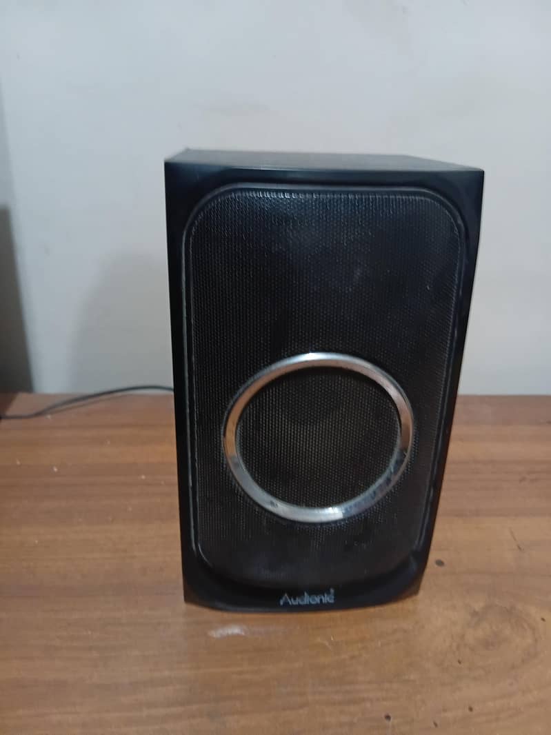 Audionic speaker 3