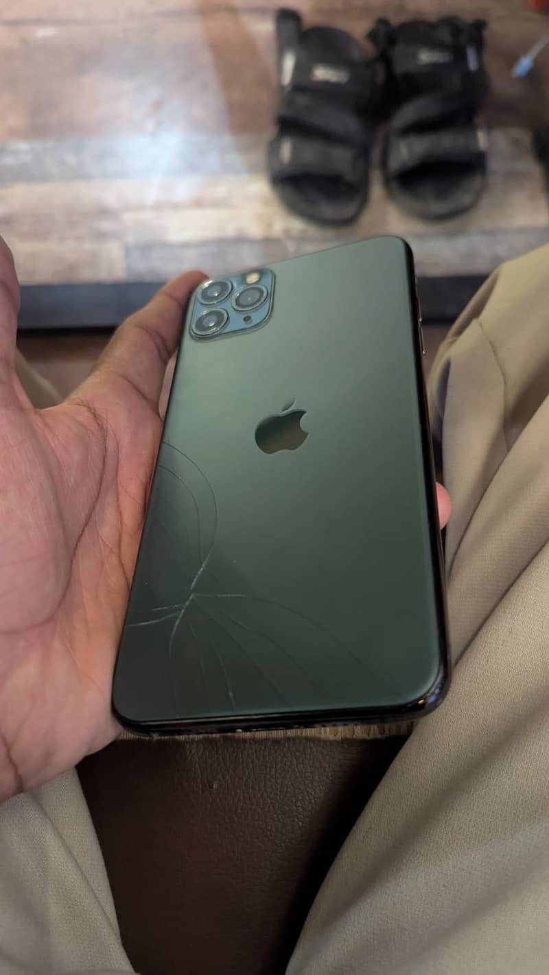 Apple iPhone 11 Pro Max 1